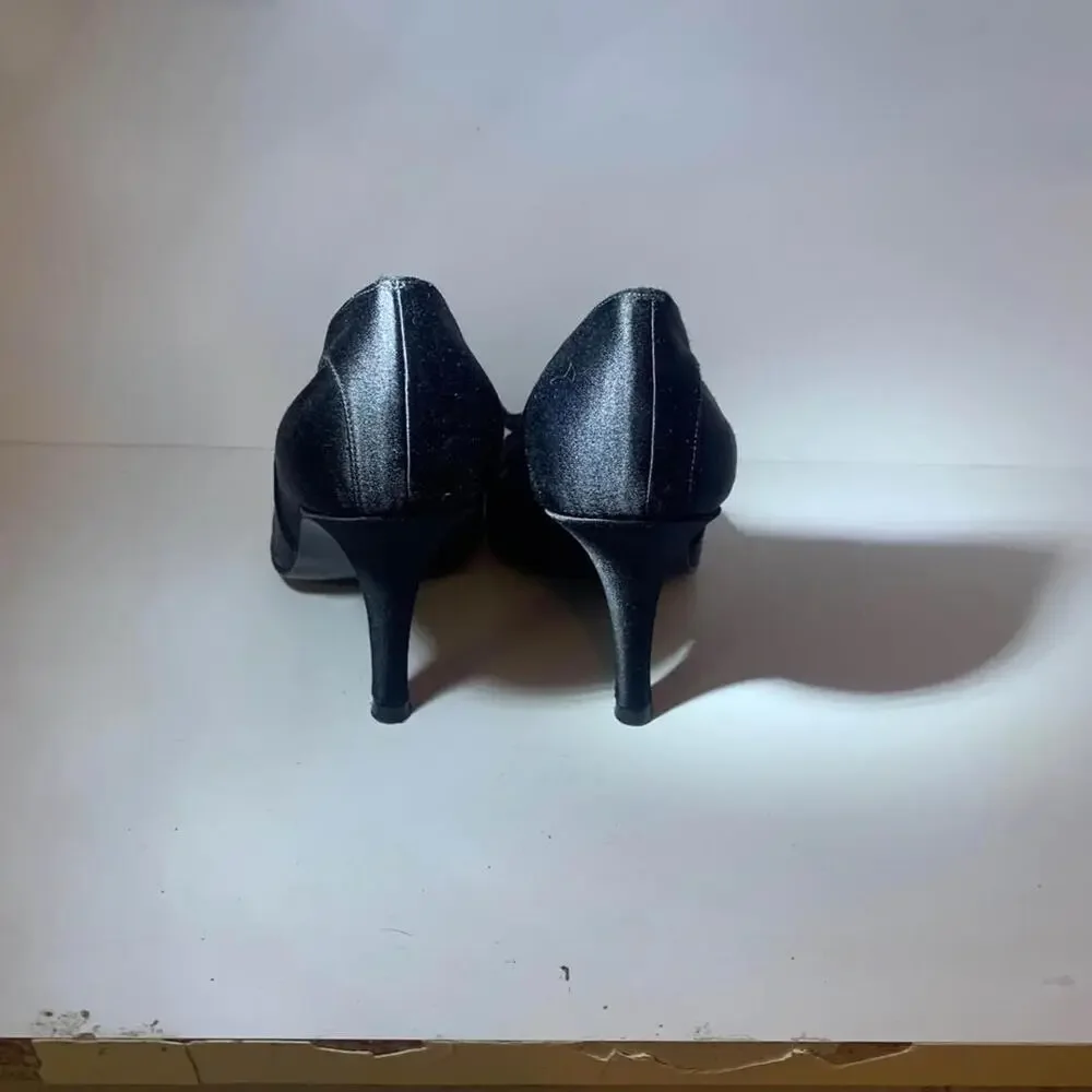 Stuart Weitzman Shoes Black Satin Heels Bows Women's‎ 6.5 - Picture 5 of 6